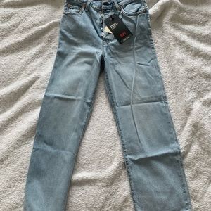 Levi’s Rib Cage Straight Leg Jeans Light Wash Denim
